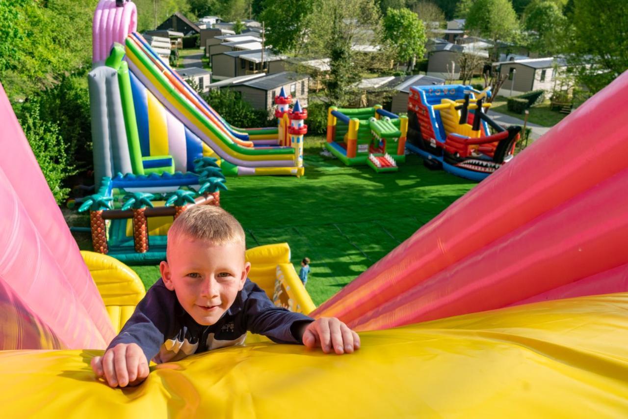 Camping Country Park Crecy La Chapelle - Site Officiel - Next To Disneyland Paris Zewnętrze zdjęcie